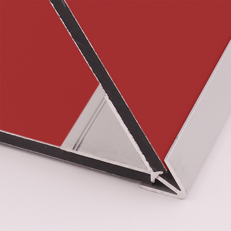 Aluminijasti robni profili (134229) - Kotni zunanji Triangle 60° alu profil 4 mm
