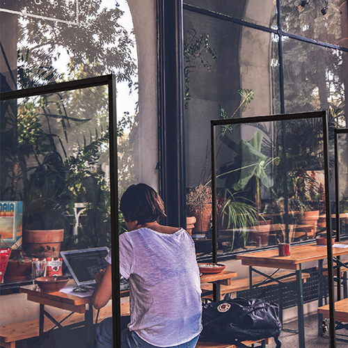 SquareFix - kot pregradne stene v lokalih, knjižnicah, ...